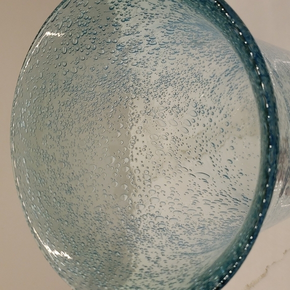 𝅺large glass vase light blue bubbles 10"h x 6"diam. - Picture 5 of 10